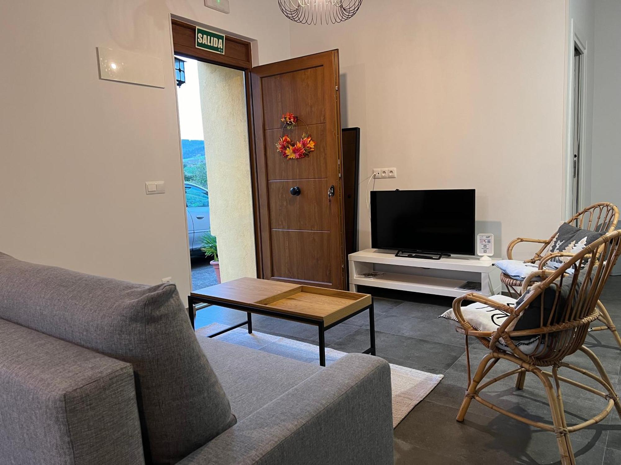 Villa Marta Loft Diafano Con Jardin Y Aparcamiento En Villa Historica Renedo de Pielagos Exterior foto